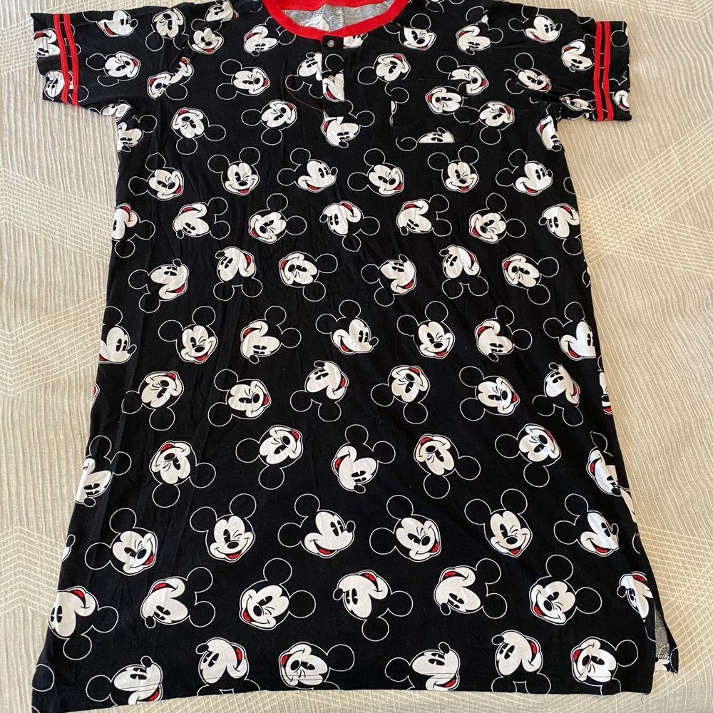 Disney Mickey Mouse plus size 3xl/4xl night shirt